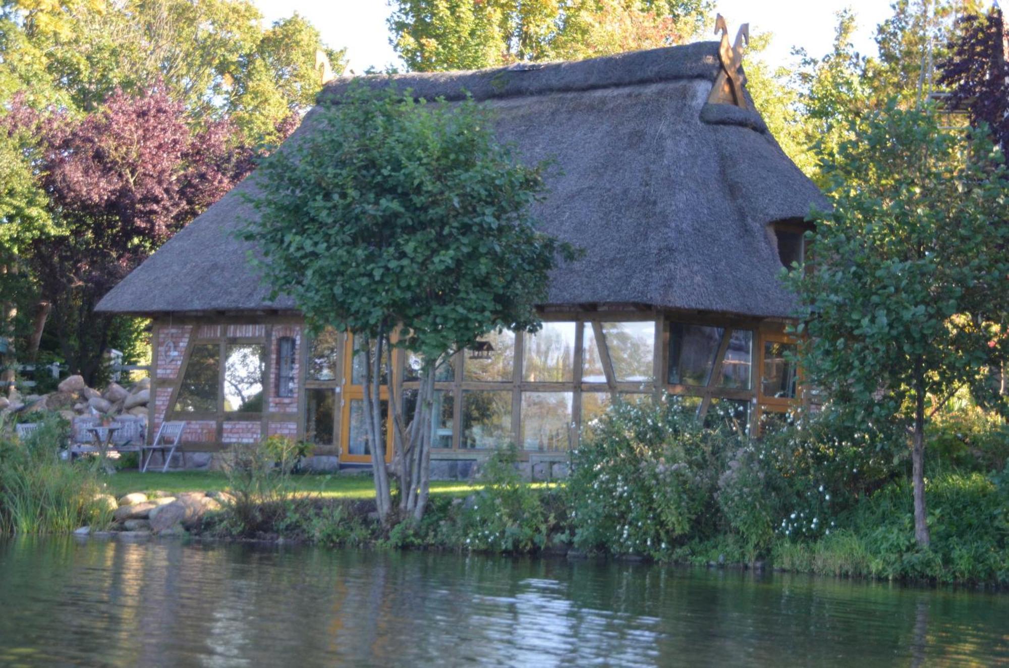 Reetdachkate Auf Gestuet Schierensee Grebin ภายนอก รูปภาพ